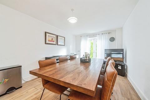 undefined, Broadleaf Close, Basingstoke