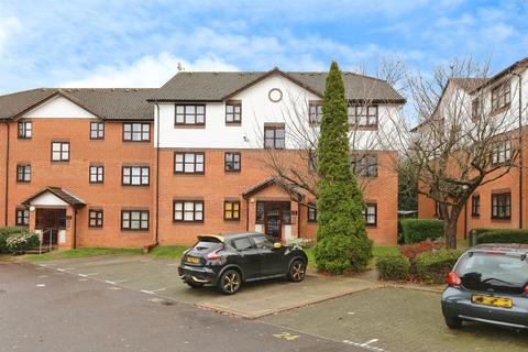 Studio for sale, Argyle Court, Watford