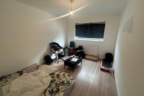 undefined, Stockwood Crescent, Luton