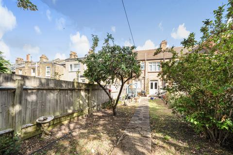 3 bedroom terraced house for sale, Manor Road, London