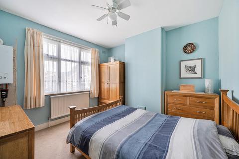 3 bedroom terraced house for sale, Manor Road, London