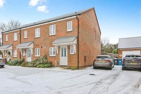 2 bedroom semi-detached house for sale, Meadow Way, TAMWORTH