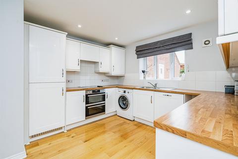 4 bedroom detached house for sale, Taper Close, Kingswinford