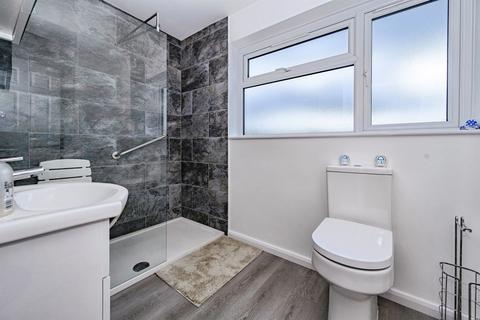 3 bedroom detached house for sale, Benson Close, Luton