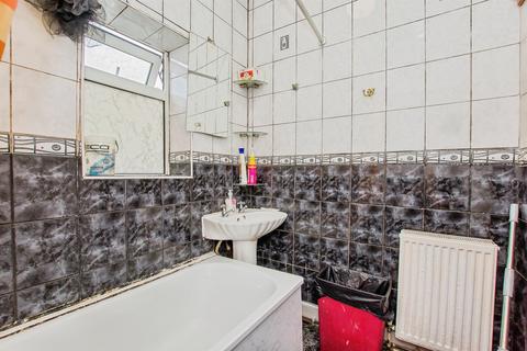 3 bedroom terraced house for sale, Gladstone Street, Peterborough