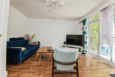 undefined, Mortimer Court, Exeter