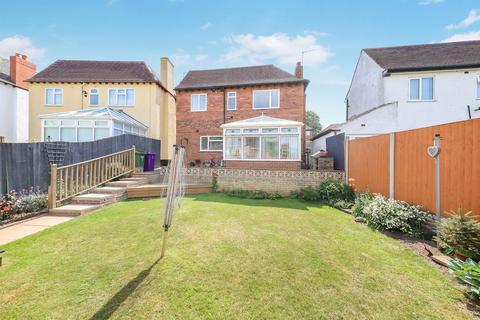 3 bedroom detached house for sale, Buttons Farm Road, Penn, Wolverhampton