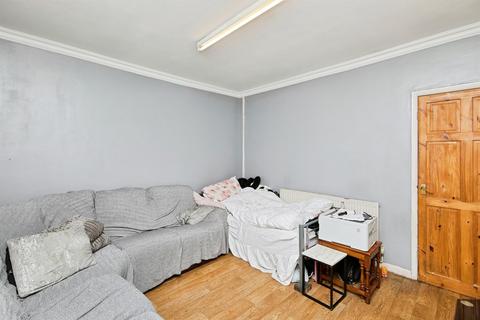 3 bedroom terraced house for sale, Dover Street, Derby