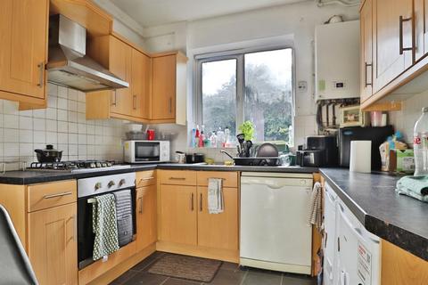 undefined, Regent Park Terrace, Leeds
