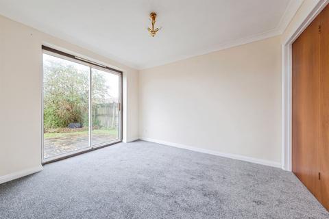 undefined, Plover Close, Buckingham