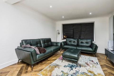 3 bedroom semi-detached house for sale, Burlands, Langley Green, Crawley