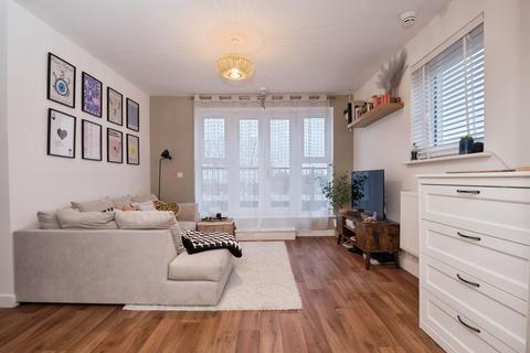 2 bedroom apartment for sale, Alexander Square, Eastleigh