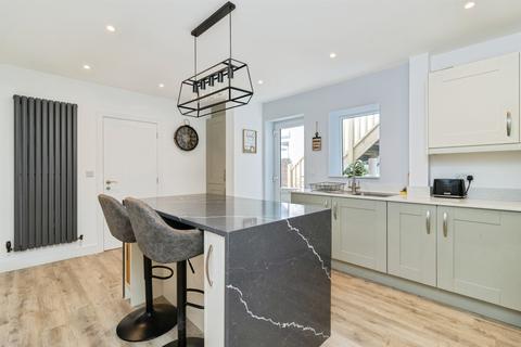 2 bedroom ground floor flat for sale, Exeter Road, Exmouth