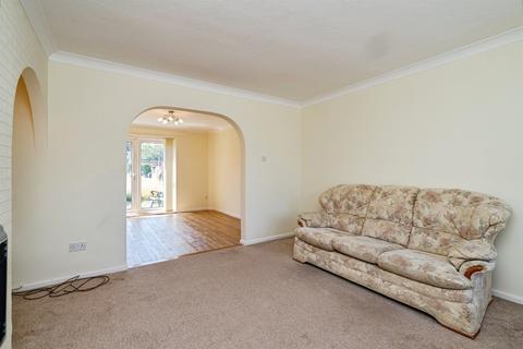 undefined, Lynn Grove, Gorleston, Great Yarmouth