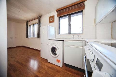 undefined, Coverdale, Luton