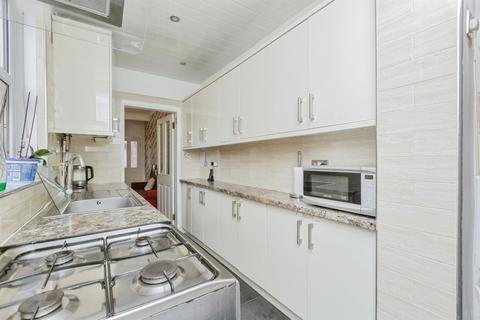 3 bedroom terraced house for sale, Mere Road, Leicester
