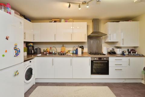 2 bedroom apartment for sale, Suffolk Punch Close, Heelands, Milton Keynes
