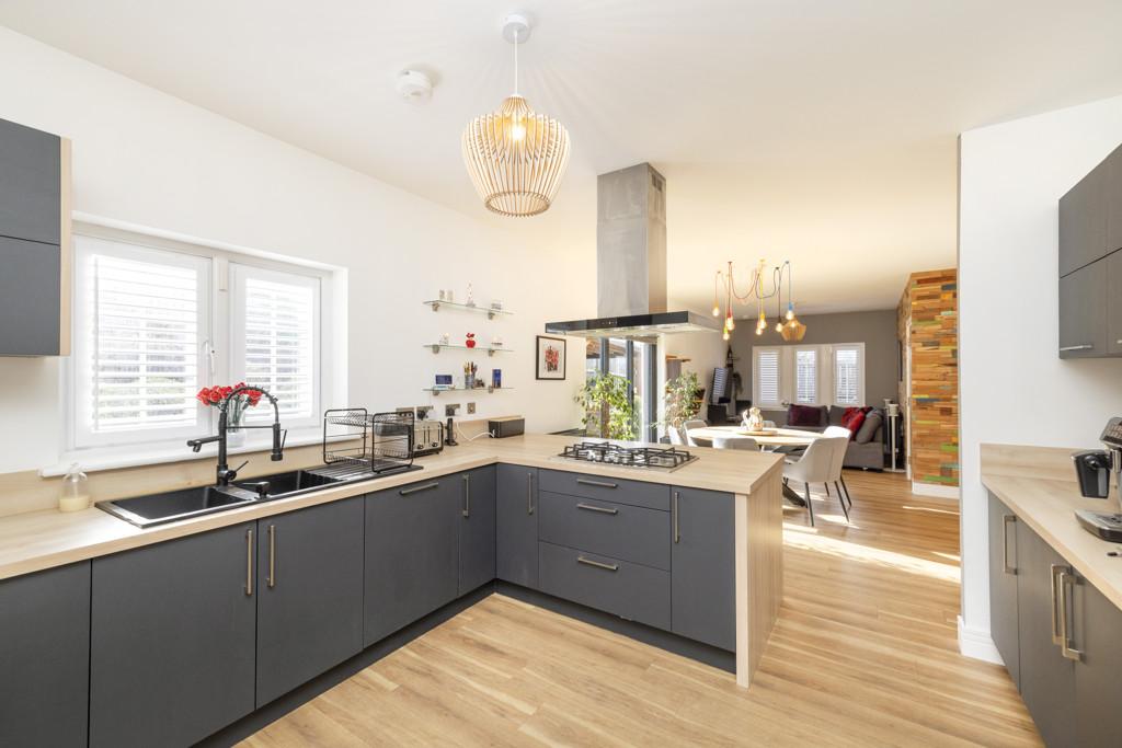 Kitchen/Dining/Family room of 5 Old Quarry Road
