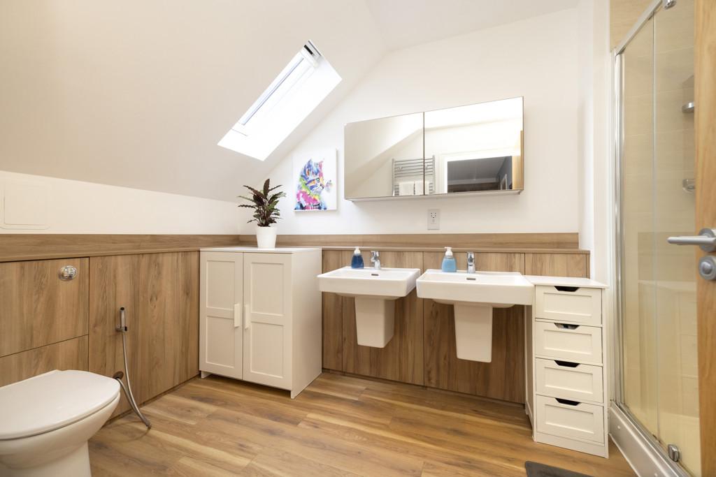 Master bedroom en suite shower room of 5 Old...