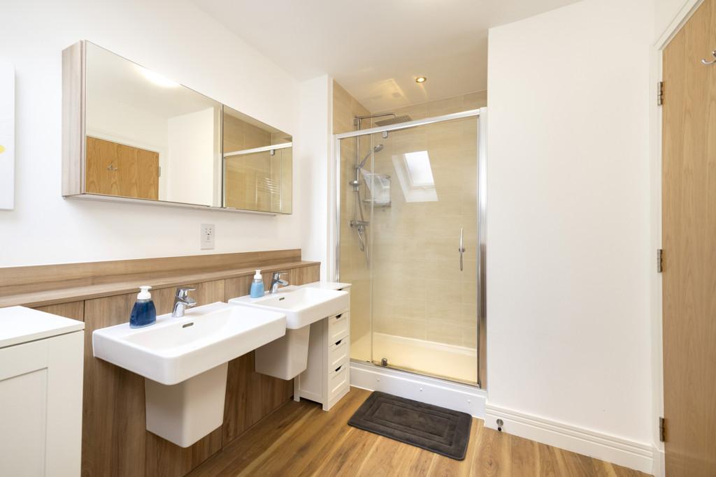 Master bedroom en suite shower room of 5 Old...