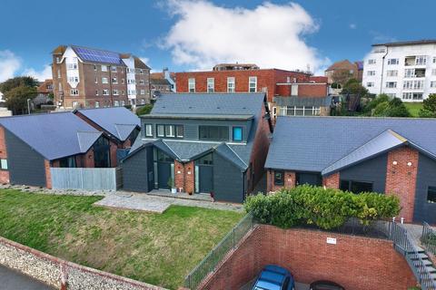 2 bedroom semi-detached house for sale, Crouch Lane, Seaford