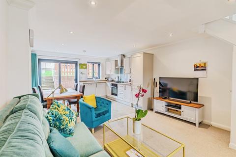 2 bedroom semi-detached house for sale, Crouch Lane, Seaford