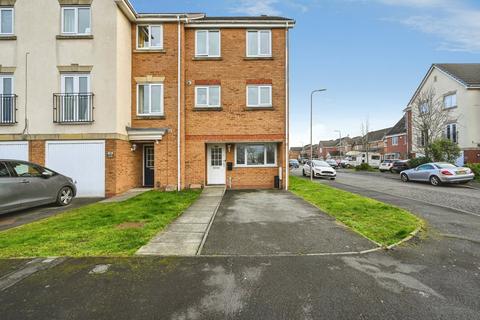4 bedroom end of terrace house for sale, Pipit Avenue, Newton-le-Willows WA12