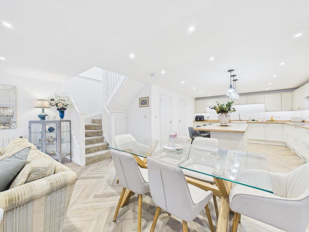 Open-Plan Living Dining Kitchen