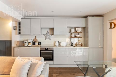 1 bedroom flat for sale, Clarendon Place, Brighton, East Sussex, BN2
