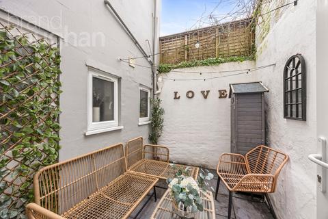 1 bedroom flat for sale, Clarendon Place, Brighton, East Sussex, BN2