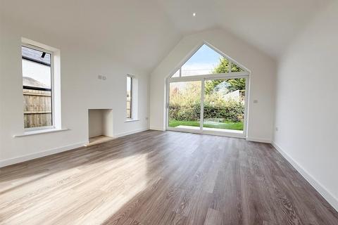 undefined, Kinsham, Near Bredon GL20 8HP