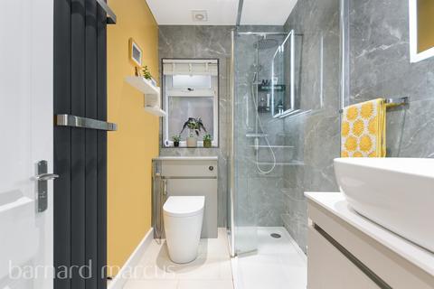 2 bedroom flat for sale, Burghill Road, London
