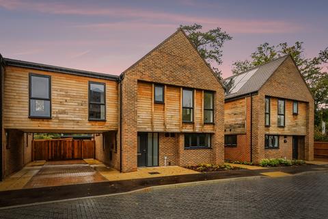 Hanlye Lane, Cuckfield, Haywards Heath