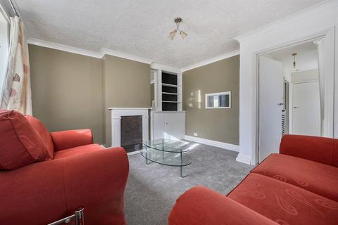 3 bedroom semi-detached house to rent, Staverton Road, Reading, RG2