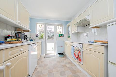 2 bedroom maisonette for sale, Vint Crescent, Colchester
