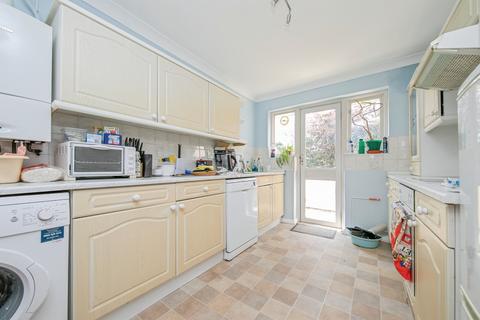 2 bedroom maisonette for sale, Vint Crescent, Colchester