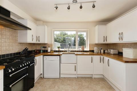 undefined, Cotsmore Close, Moreton-In-Marsh