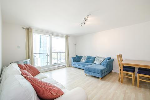 2 bedroom apartment to rent, St George Wharf London SW8