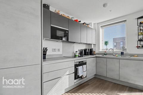 undefined, Fairmont Road, Rainham
