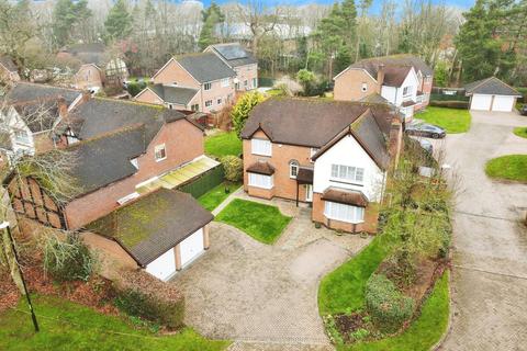 5 bedroom detached house for sale, Heath Green Way, Coventry