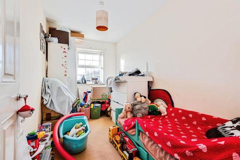 undefined, Rigel Close, Swindon