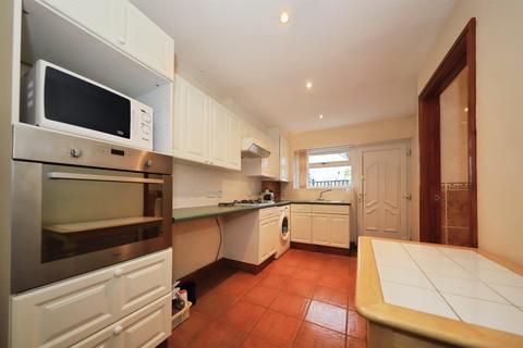 2 bedroom end of terrace house for sale, Church Street, STOURBRIDGE
