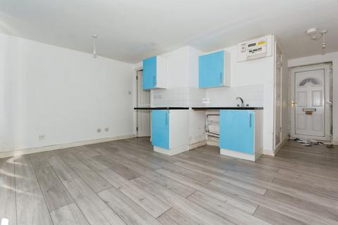 1 bedroom flat for sale, St. Matthews Road, Smethwick