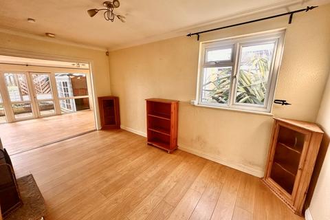 3 bedroom semi-detached bungalow for sale, Coast Road, Normans Bay, Pevensey
