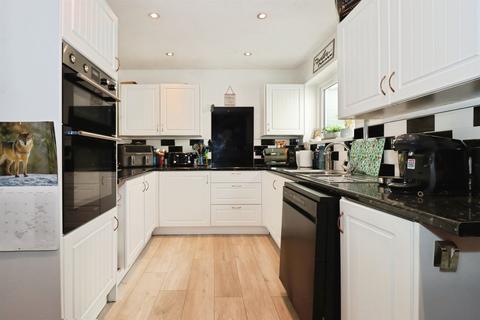 3 bedroom end of terrace house for sale, Moravian Road, Bristol