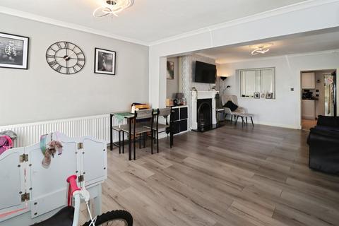 3 bedroom end of terrace house for sale, Moravian Road, Bristol