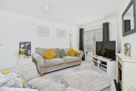 2 bedroom retirement property for sale, Abbey Road, Torquay