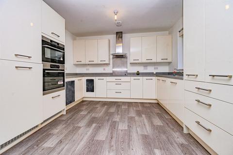 undefined, Armstrong Road, Luton