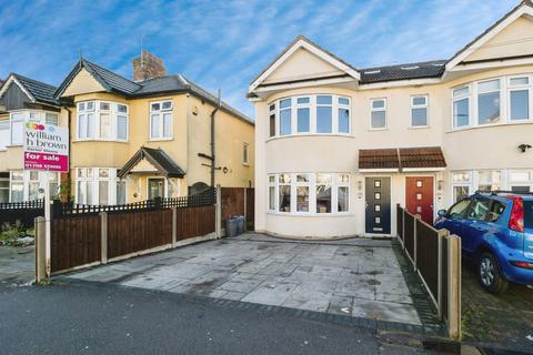 4 bedroom semi-detached house for sale, Wennington Road, Rainham