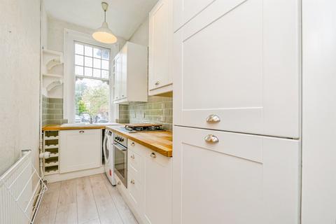 3 bedroom flat for sale, Pen-Y-Lan Road, Penylan, Cardiff